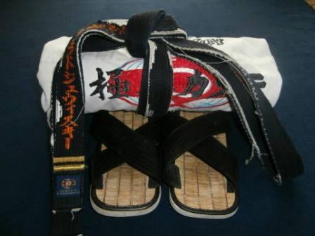 11888021_906986052707838_7454831333367839504_n