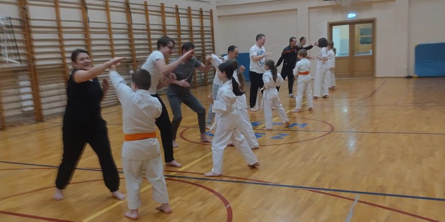 12345 rodzinny trening